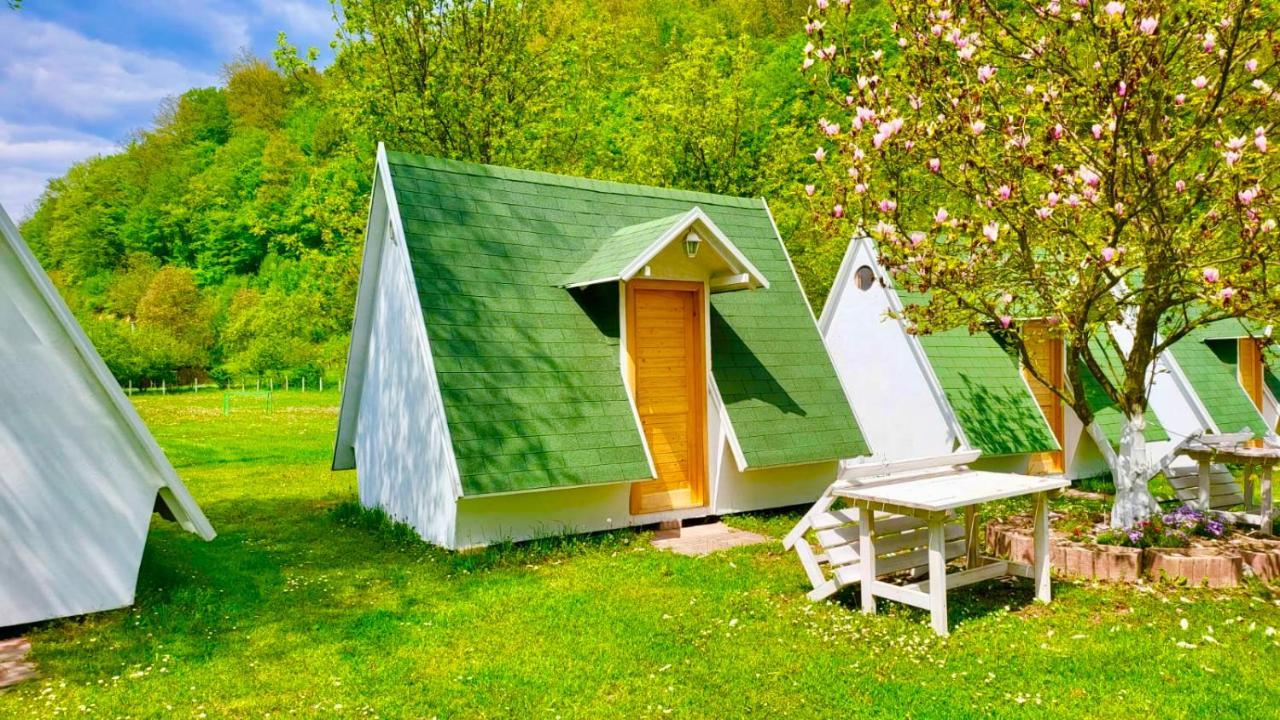 Una Kamp Hotel Bosanska Krupa Eksteriør billede